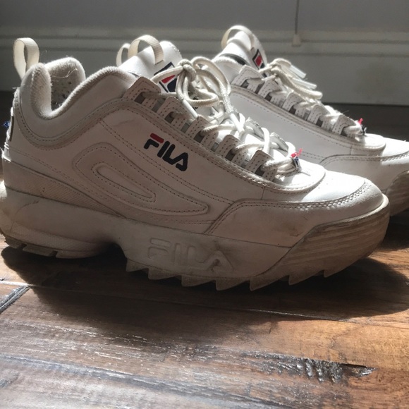 Filas - Picture 2 of 4